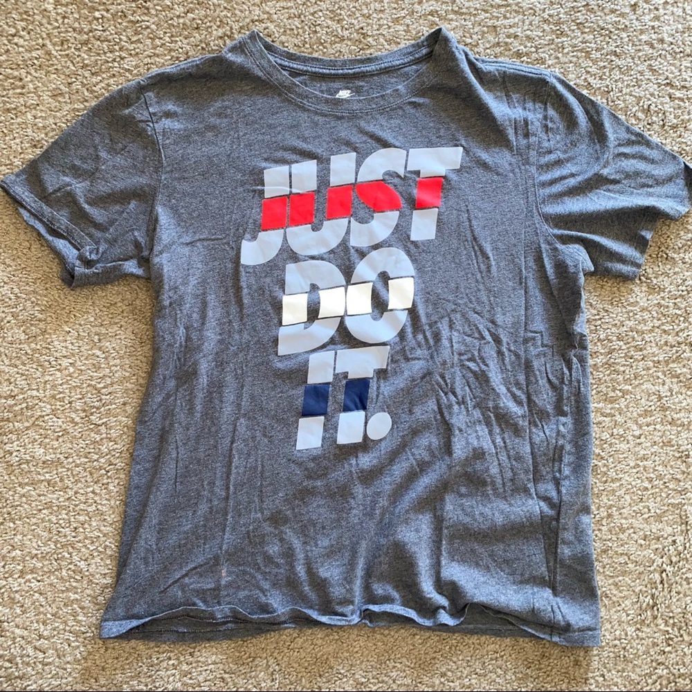 Men’s Nike Just Do It Athletic Cut Gray T-shirt Size Large
